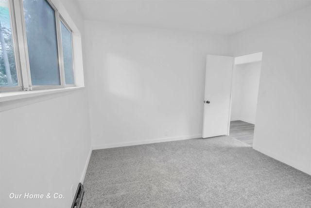 2502 Lee Drive, Bay City, MI 48708