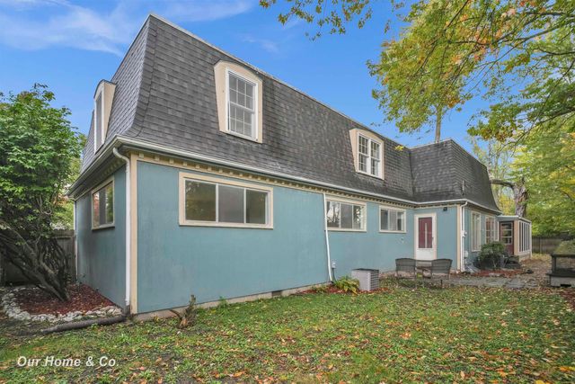 2502 Lee Drive, Bay City, MI 48708