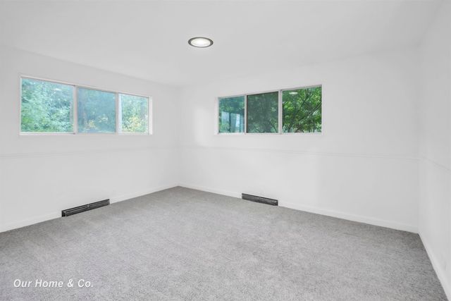 2502 Lee Drive, Bay City, MI 48708