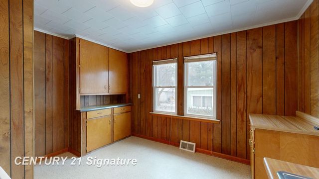 1548 Maine Street, Saginaw, MI 48603