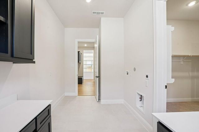 9927 Hunters Run Drive, Missouri City, TX 77459