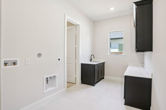 9927 Hunters Run Drive, Missouri City, TX 77459