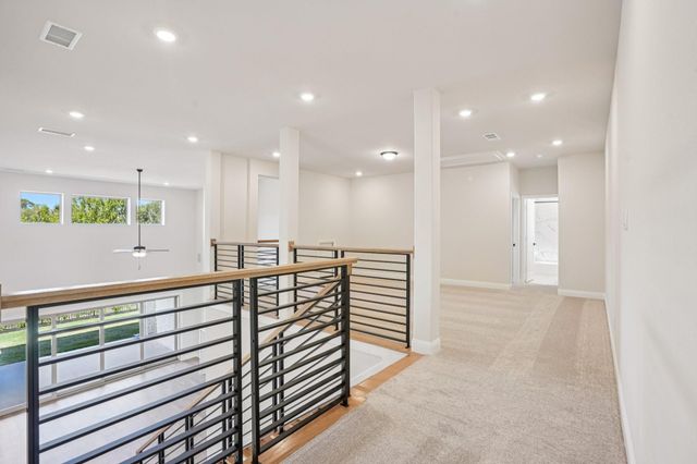 9927 Hunters Run Drive, Missouri City, TX 77459