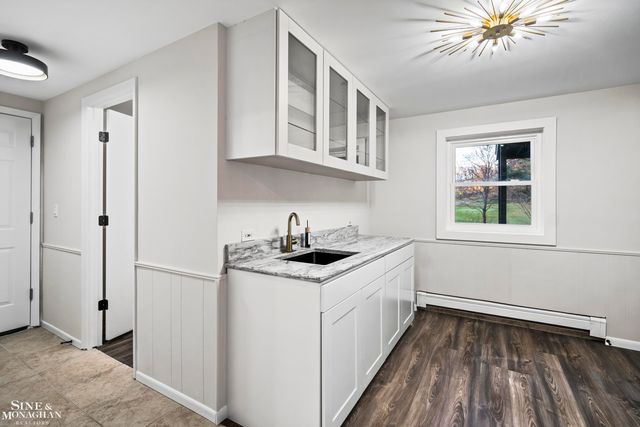 431 Fairlane Drive, Traverse City, MI 49684