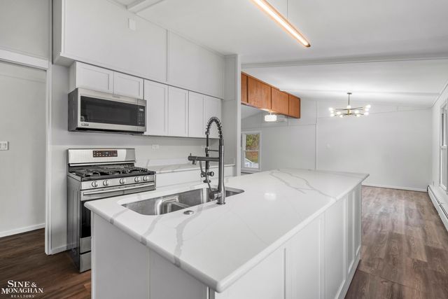 431 Fairlane Drive, Traverse City, MI 49684