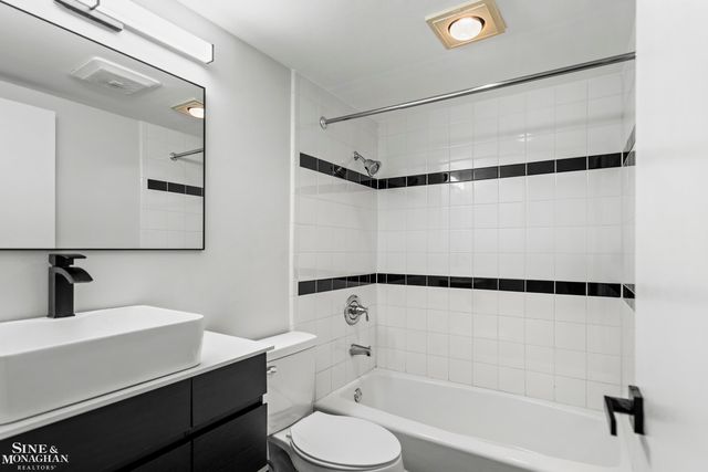 431 Fairlane Drive, Traverse City, MI 49684