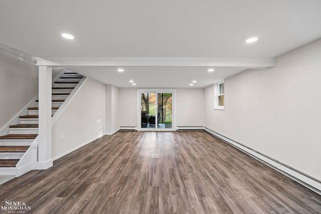 431 Fairlane Drive, Traverse City, MI 49684