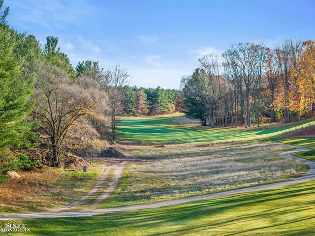 431 Fairlane Drive, Traverse City, MI 49684