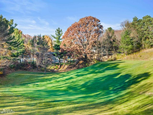 431 Fairlane Drive, Traverse City, MI 49684