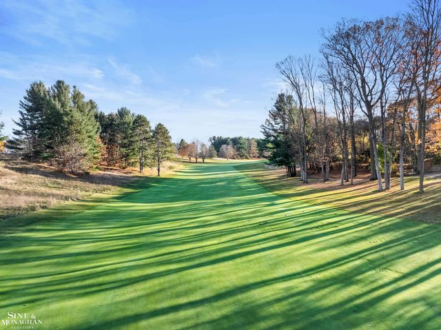 431 Fairlane Drive, Traverse City, MI 49684