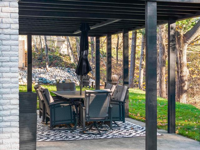 431 Fairlane Drive, Traverse City, MI 49684