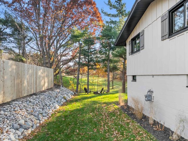 431 Fairlane Drive, Traverse City, MI 49684