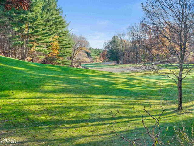 431 Fairlane Drive, Traverse City, MI 49684