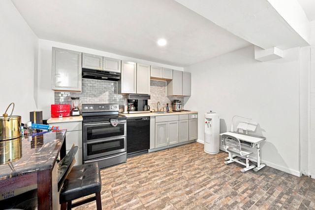 6216 VINE STREET ST, Philadelphia, PA 19139