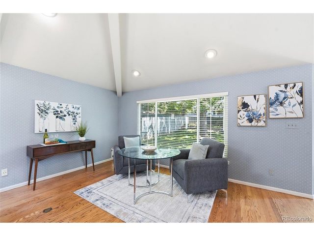 6982 S Niagara Ct, Englewood, CO 80112
