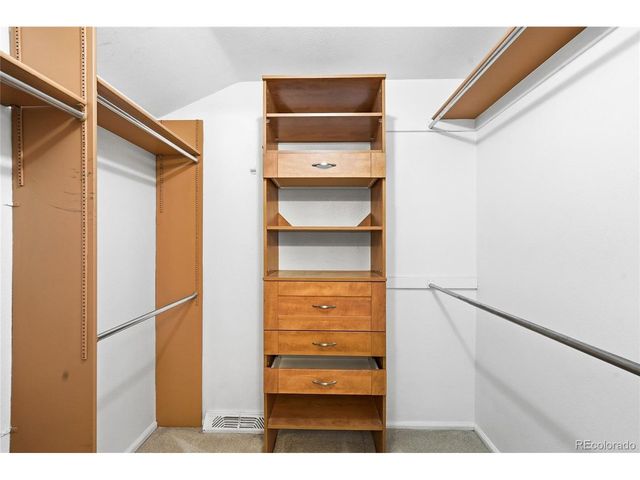 6982 S Niagara Ct, Englewood, CO 80112