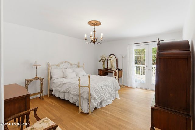 16 N Tunesbrook Drive, Toms River, NJ 08753