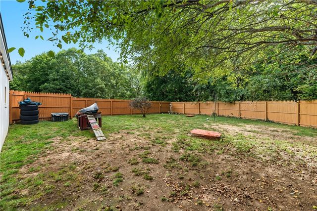 229 Linden Avenue, Woonsocket, RI 02895