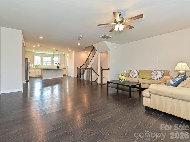 7827 Reunion Row Drive, Charlotte, NC 28277