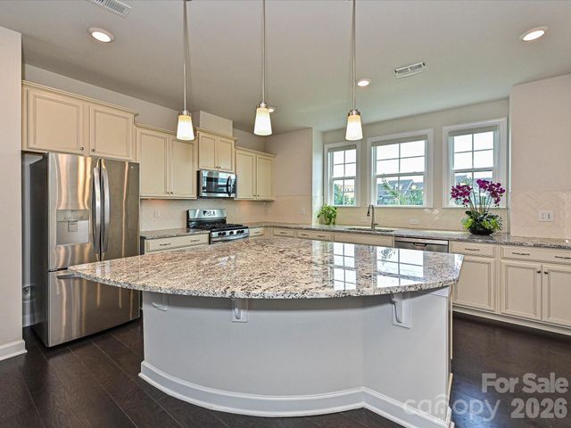 7827 Reunion Row Drive, Charlotte, NC 28277