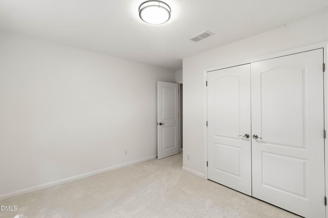 104 Strathburgh Lane, Cary, NC 27518