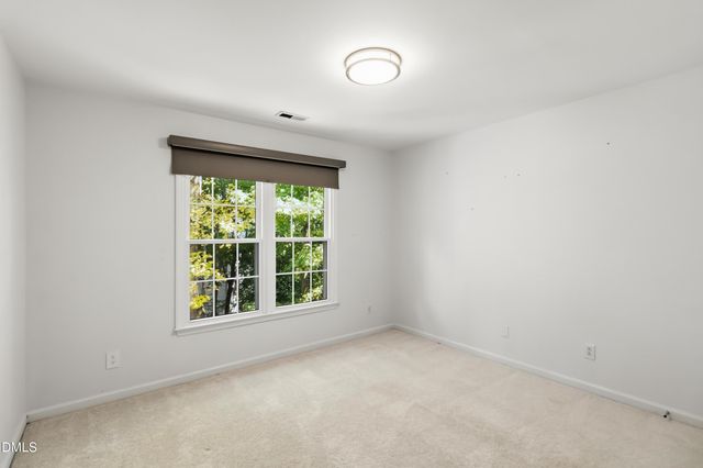 104 Strathburgh Lane, Cary, NC 27518