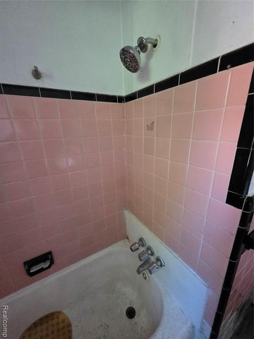 16433 Manning Street, Detroit, MI 48205