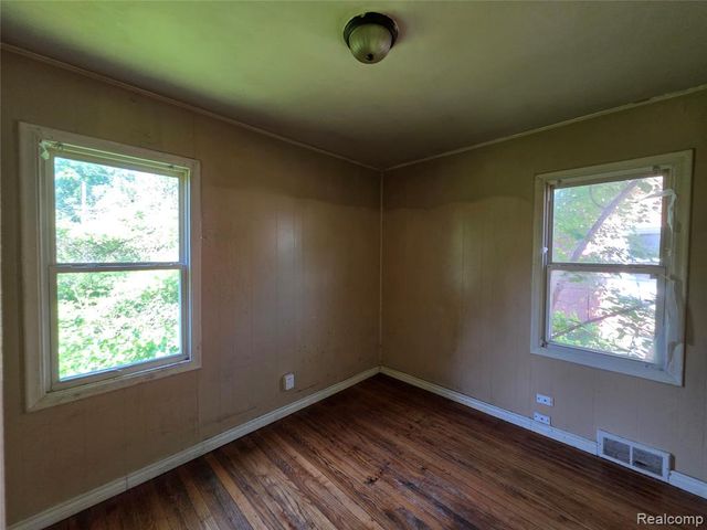 16433 Manning Street, Detroit, MI 48205