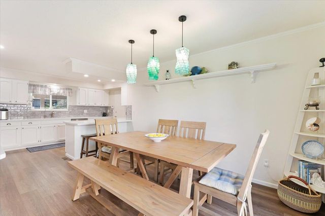 465 Los Altos Drive, Aptos, CA 95003