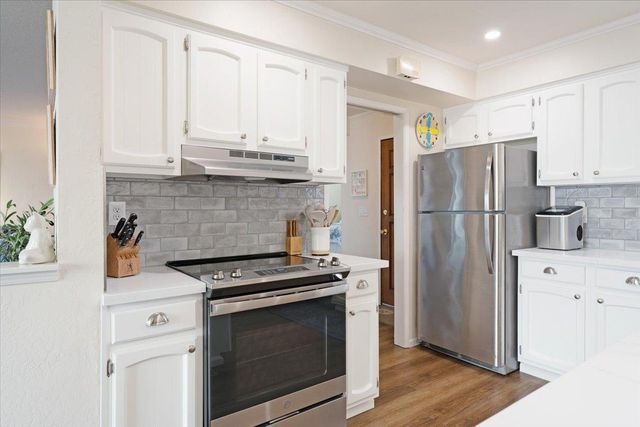 465 Los Altos Drive, Aptos, CA 95003