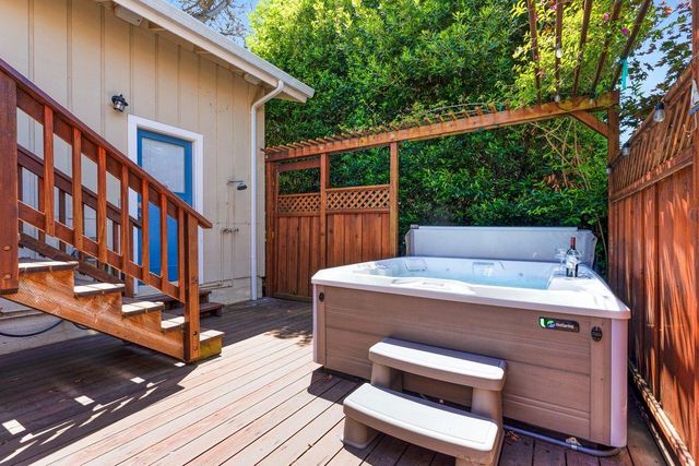 465 Los Altos Drive, Aptos, CA 95003