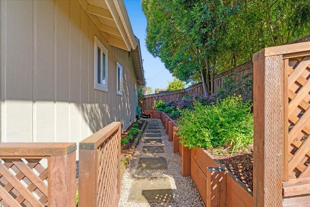 465 Los Altos Drive, Aptos, CA 95003