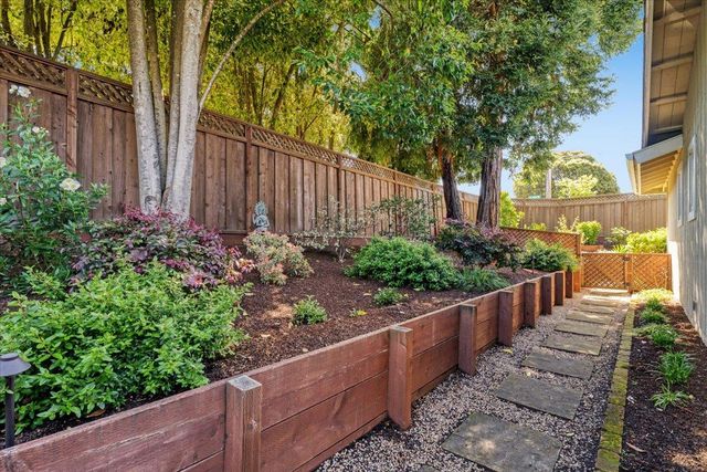 465 Los Altos Drive, Aptos, CA 95003