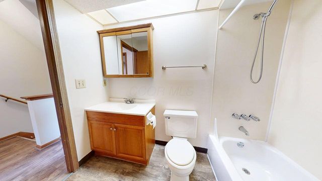 5275 Brandy Oaks Lane, Columbus, OH 43220