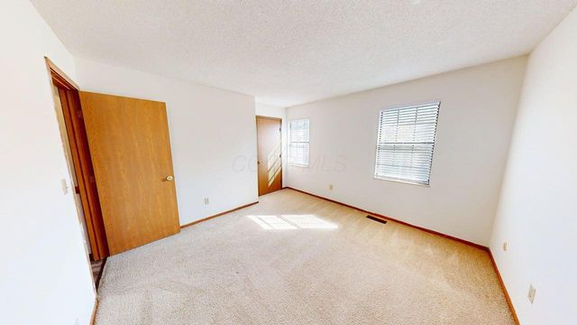 5275 Brandy Oaks Lane, Columbus, OH 43220