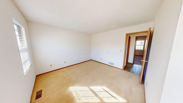 5275 Brandy Oaks Lane, Columbus, OH 43220