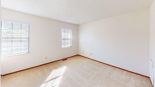 5275 Brandy Oaks Lane, Columbus, OH 43220