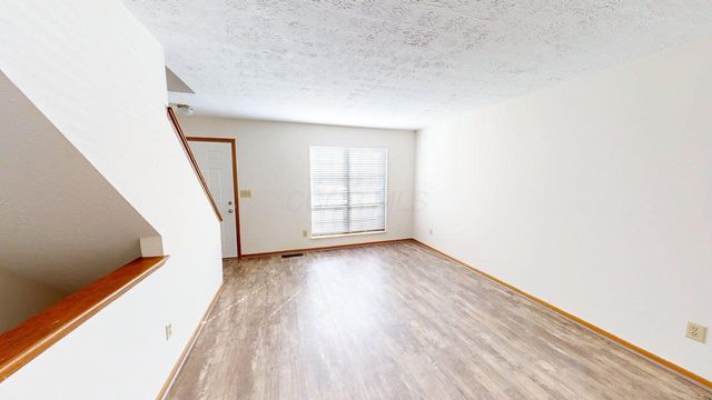 5275 Brandy Oaks Lane, Columbus, OH 43220