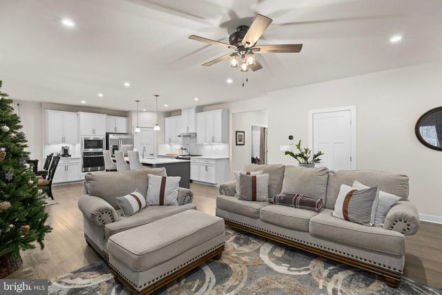 8612 SYLVANNAH DR, Spotsylvania, VA 22551