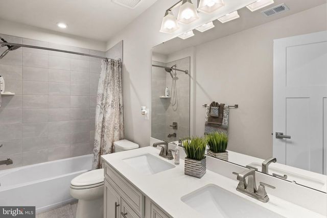 8612 SYLVANNAH DR, Spotsylvania, VA 22551