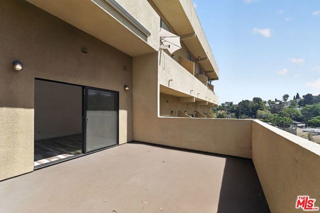 3712 Evans Street 7, Los Angeles, CA 90027