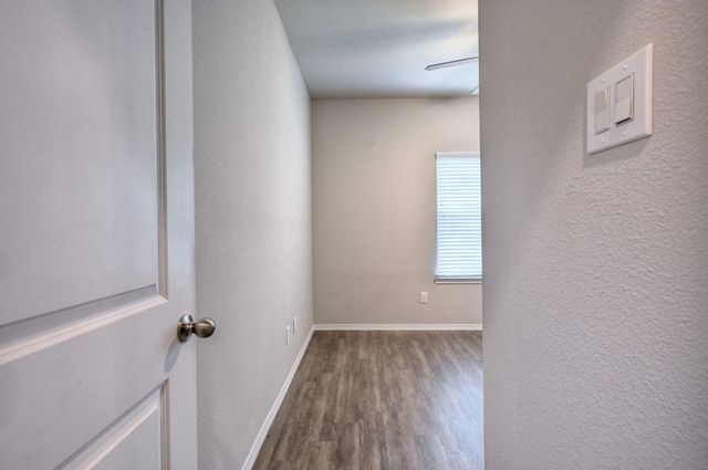 110 unit B Will Street B, Willis, TX 77378