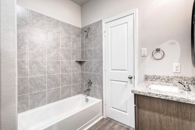 110 unit B Will Street B, Willis, TX 77378