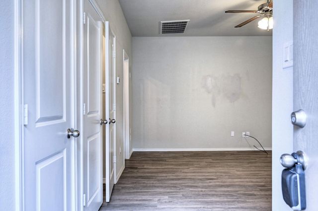 110 unit B Will Street B, Willis, TX 77378