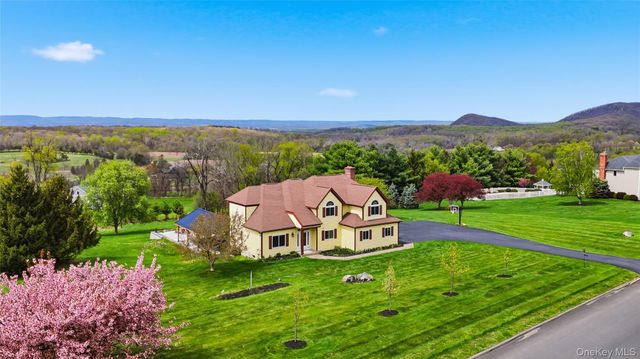 15 Almond Tree Lane, Warwick, NY 10990