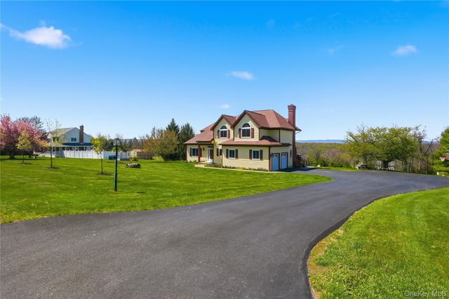 15 Almond Tree Lane, Warwick, NY 10990