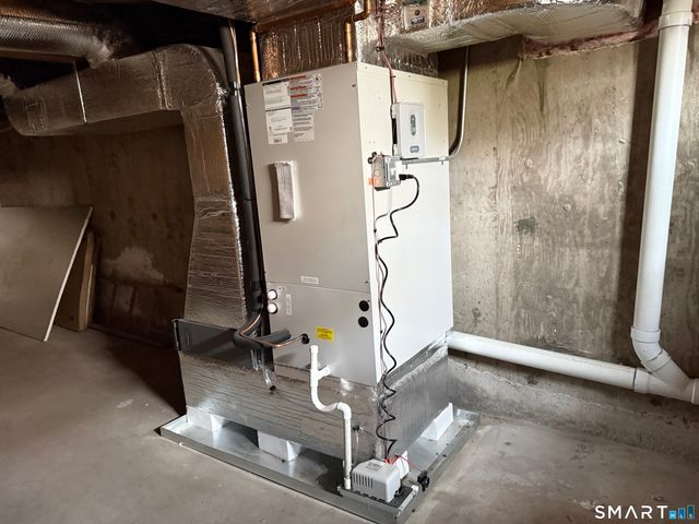 3 Pam Bar Drive, Shelton, CT 06484