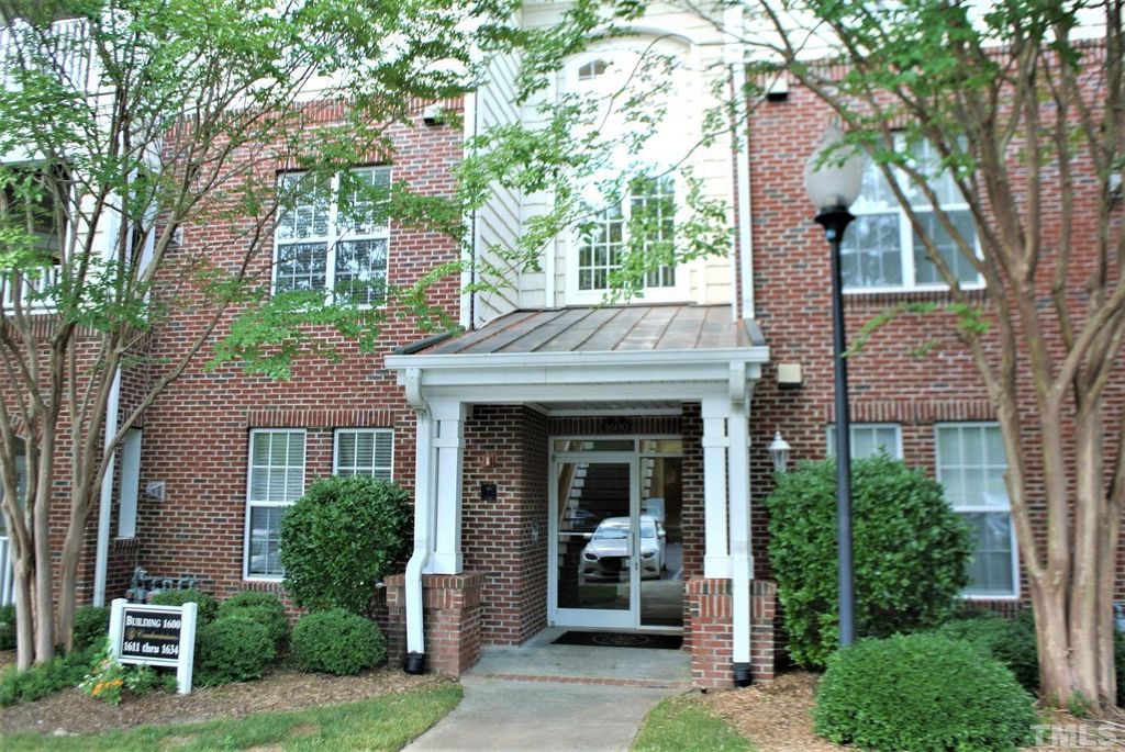 1621 Providence Glen Drive ., Chapel Hill, NC 27514
