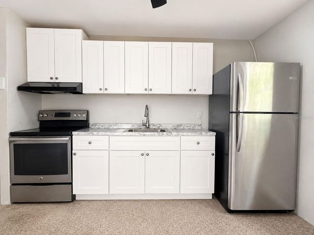 38401 FERGUSON AVE, Dade City, FL 33525