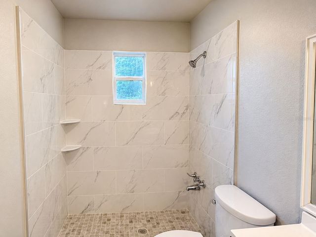 38401 FERGUSON AVE, Dade City, FL 33525